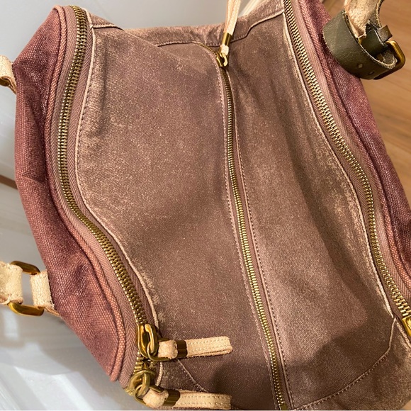 Liebeskind multi compartment handbag | zippers | gold tone hardware - Picture 9 of 10